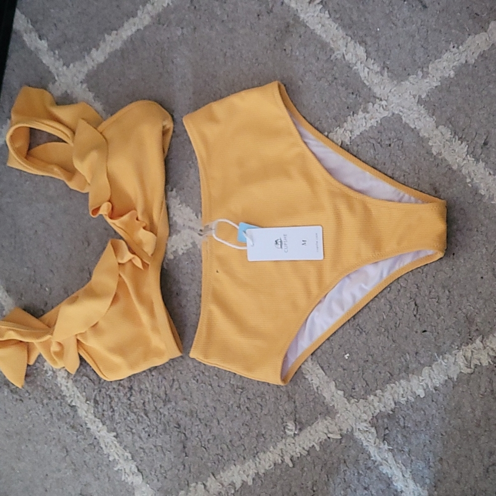 Cupshe swimsuit
